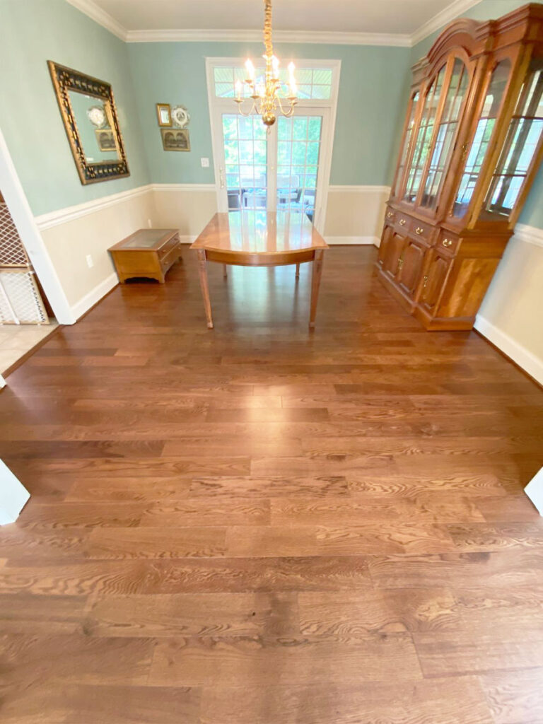 Professional flooring installation Maryland - Quetzal team